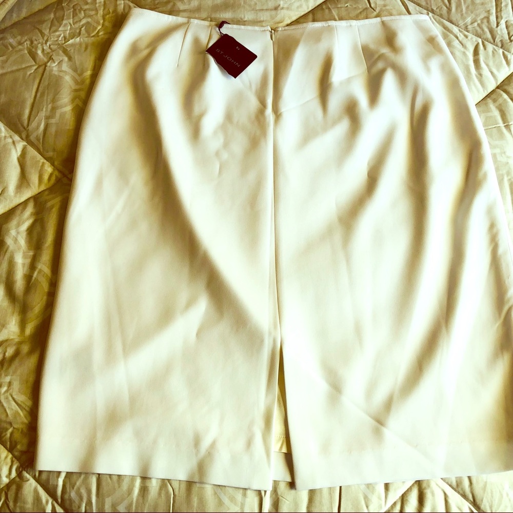 🎁St John skirt🎁